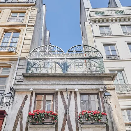 Fluma - 2 Et Terrasse A Halles Apartmán *